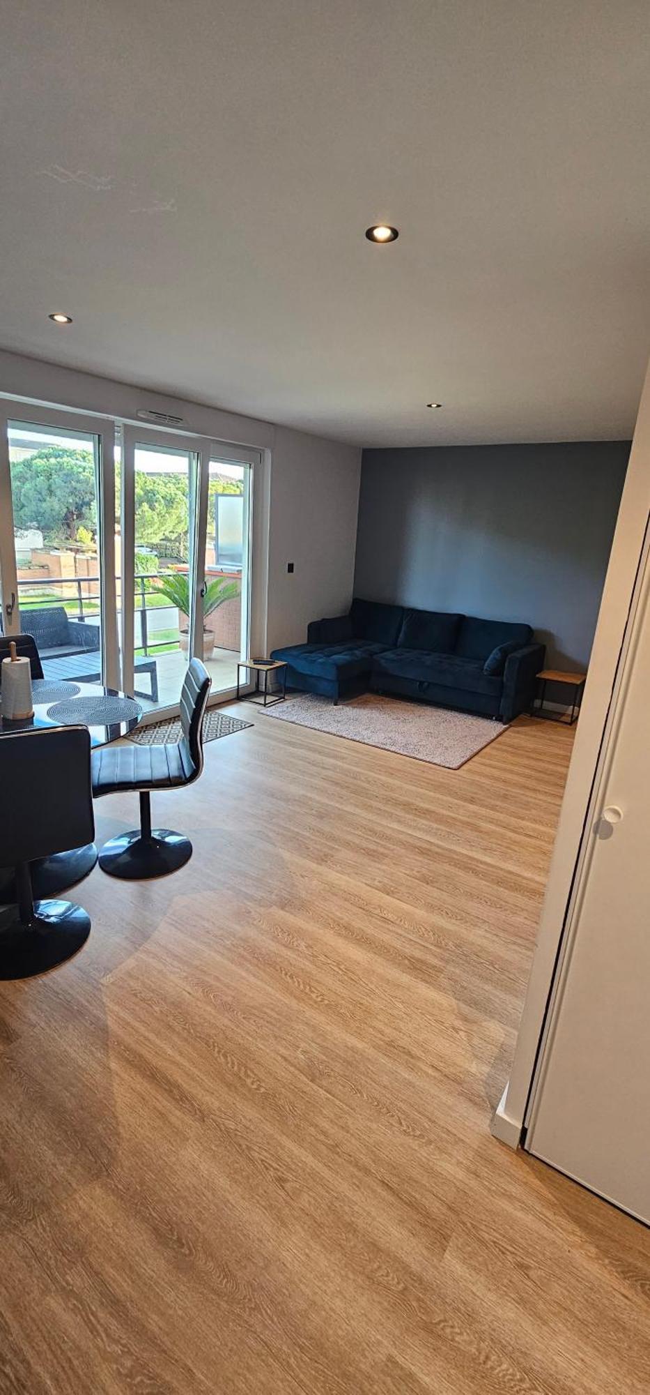 Charmant Appartement Tout Equipe Seilh Luaran gambar